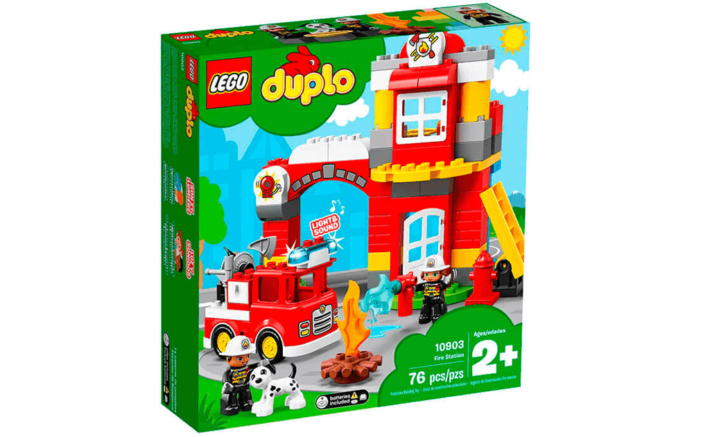 Вам дитина відчує себе справжнім пожежником з набором LEGO 10903 «Пожежне депо».