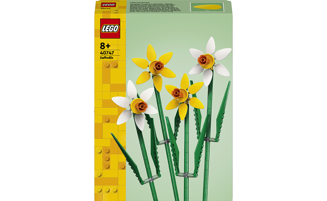 Подаруйте вічні квіти з ноткою творчості за допомогою святкового декоративного набору LEGO Exclusive Нарциси (40747). Цей веселий букет з 4 пастельних нарцисів - ідеальний подарунок для дітей, хлопчиків та дівчаток віком від 8 років, а також для дорослих поціновувачів квітів. Кожен нарцис має свою унікальну індивідуальність з регульованим листям та яскравими стеблами, що надають нотку життя. Вони чудово підходять для використання як доповнення до дитячої спальні зі штучними квітами або як унікальна прикраса на робочому столі в офісі.